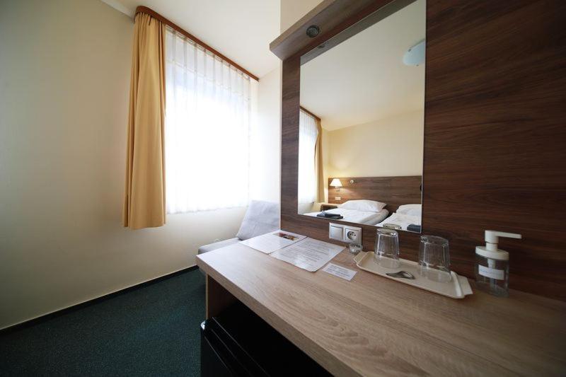 Pension Harmonie -Self Check-In Kolin Exterior photo
