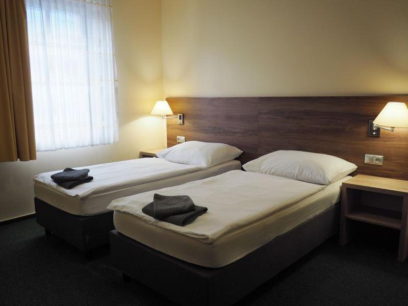 Pension Harmonie -Self Check-In Kolin Exterior photo